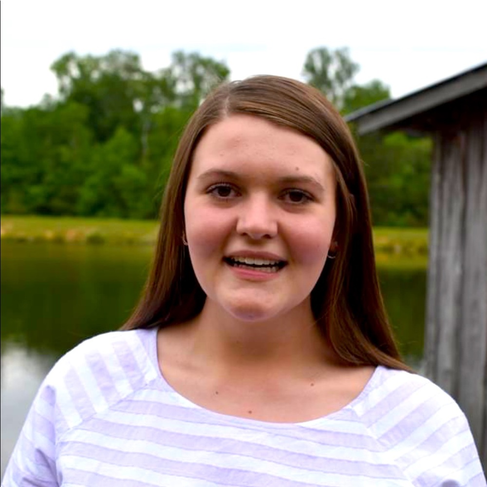 Meet your Posher, Avery